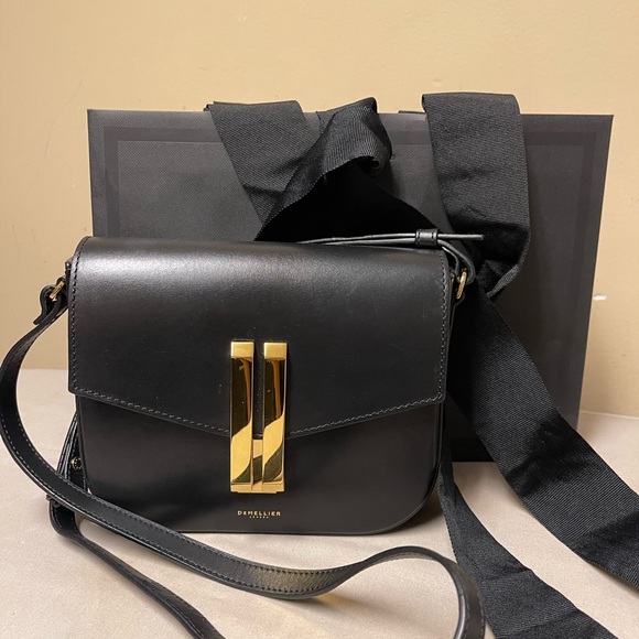 Demellier London
The Small Vancouver bag
black smooth - Picture 4 of 8